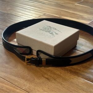 New In Box Burberry Check Leather Belt – Size 40/100 – Made in Italy